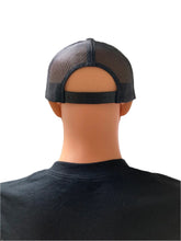 Load image into Gallery viewer, Hats - Gray with black back - snap back
